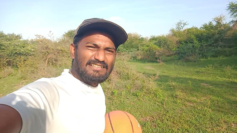 Kumbha Manoj Kumar: Xhard - Dragon India First Foreign Trip for Friends