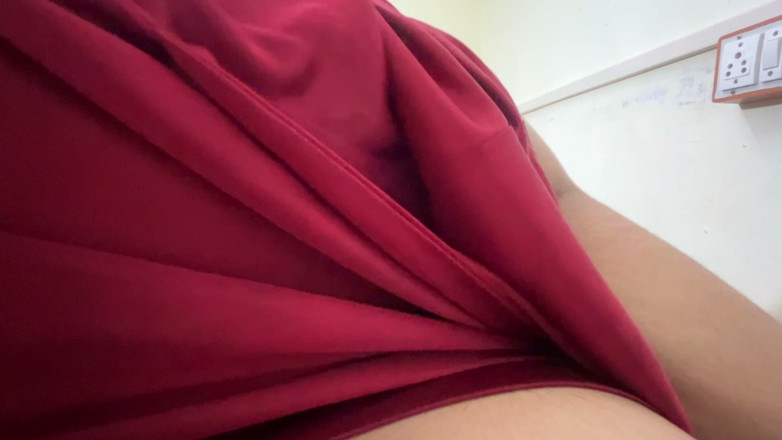 tanya99: Freundin heute viel in ihrem Zimmer gefickt.