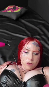 Gamergirls Winner Fucks the Loser