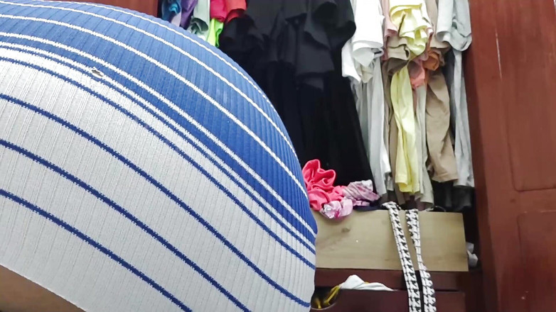 Katrina4deluxe: The Handmaid Surprised by the Camera