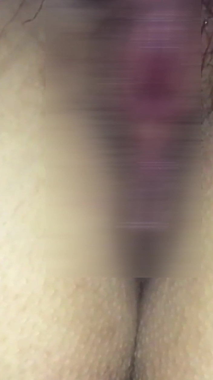 yellowsubmarine: Kamera önünde ustalık yapıyor