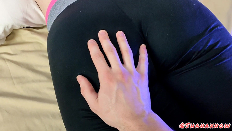 Shanaxnow: Leggings Ass Grabbing Cum on Thong Cucky