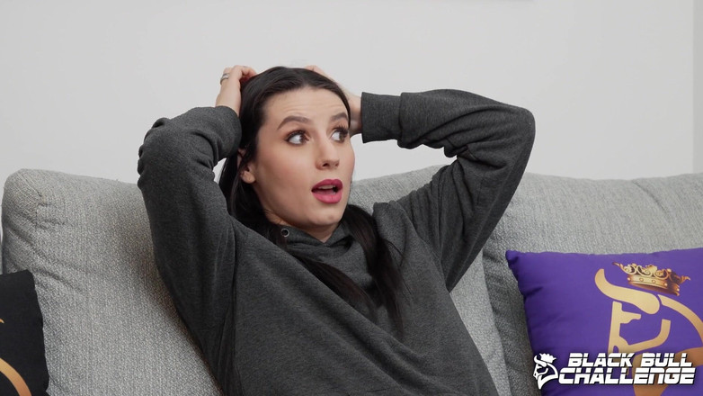 Black bull challenge: 넬리 켄트 인터뷰와 블랙 불 챌린지 스트립쇼