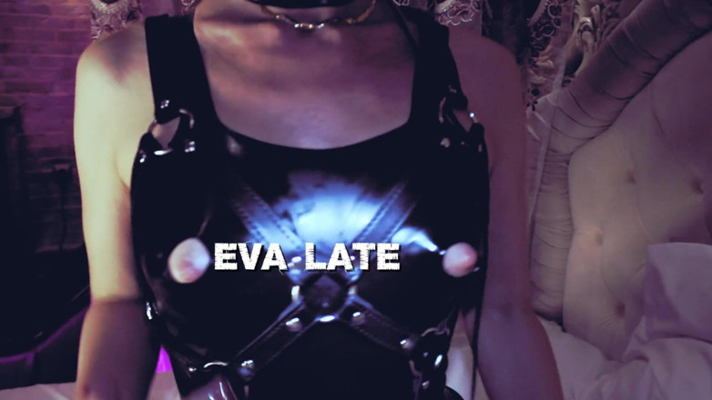 Eva Latexxx: Eva लेटेक्स मास्क जूते ऊँची एड़ी के जूते मालकिन स्वामिनी कामुक कामुक चोदने लायक मम्मी लेटेक्स स्टॉकिंग्स स्तन अकेले