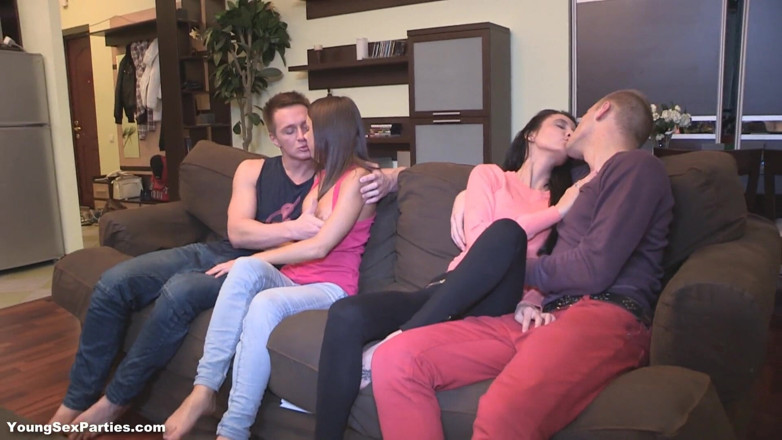 18 Videoz: Skinny Brunettes Are Getting Pounded in an Orgy