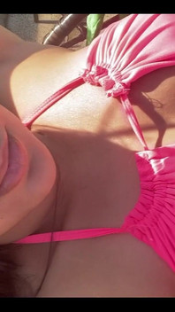 Sunny Day and My Entire Body Is Waiting for You to Worship It
