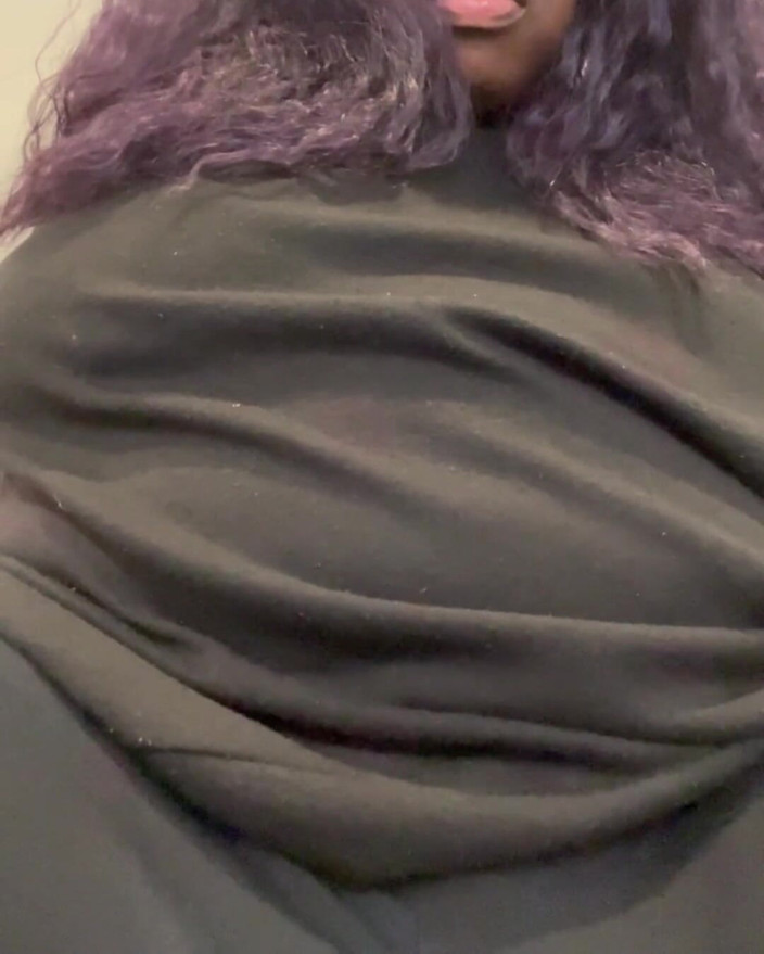 Anye Meshell: POV Quickie
