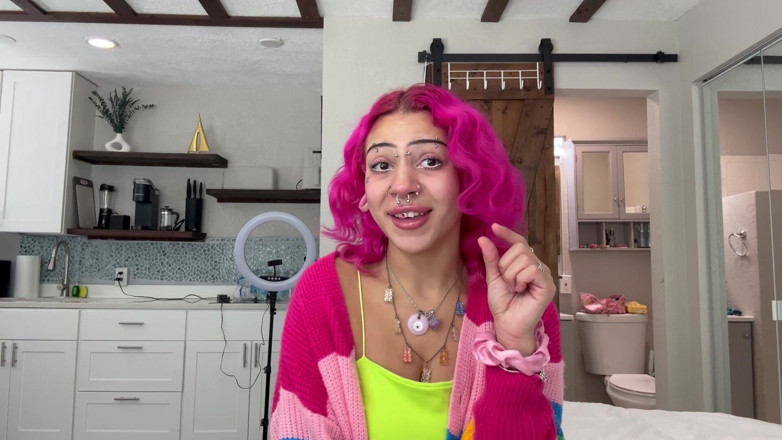 Nali Marie: La teen bimbo umiliazione del pene piccolo ride del tuo...