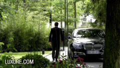 Luxure: Šťastný řidič limuzíny v sexy trojce s Annou Polinou a Jessie...