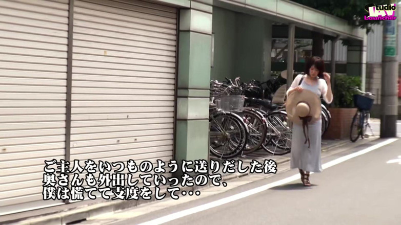 Studio JAV Launcher: Crowded Bus Heat - a Married Woman Notices and the Tension...
