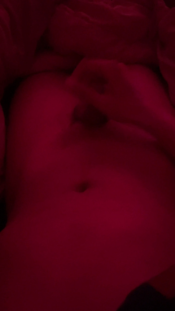 Ashafkayden: Erstes Video, in Meinem Bett