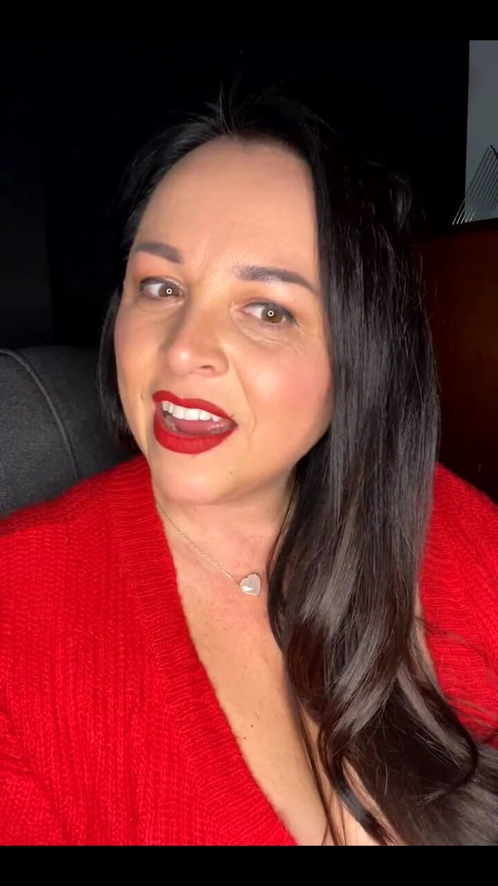 Amanda Thickk:  Arus Amanda Thickk