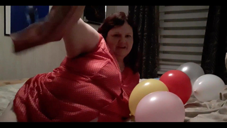 tammara big: Playing with balloons while wearing a lab coat. I also...