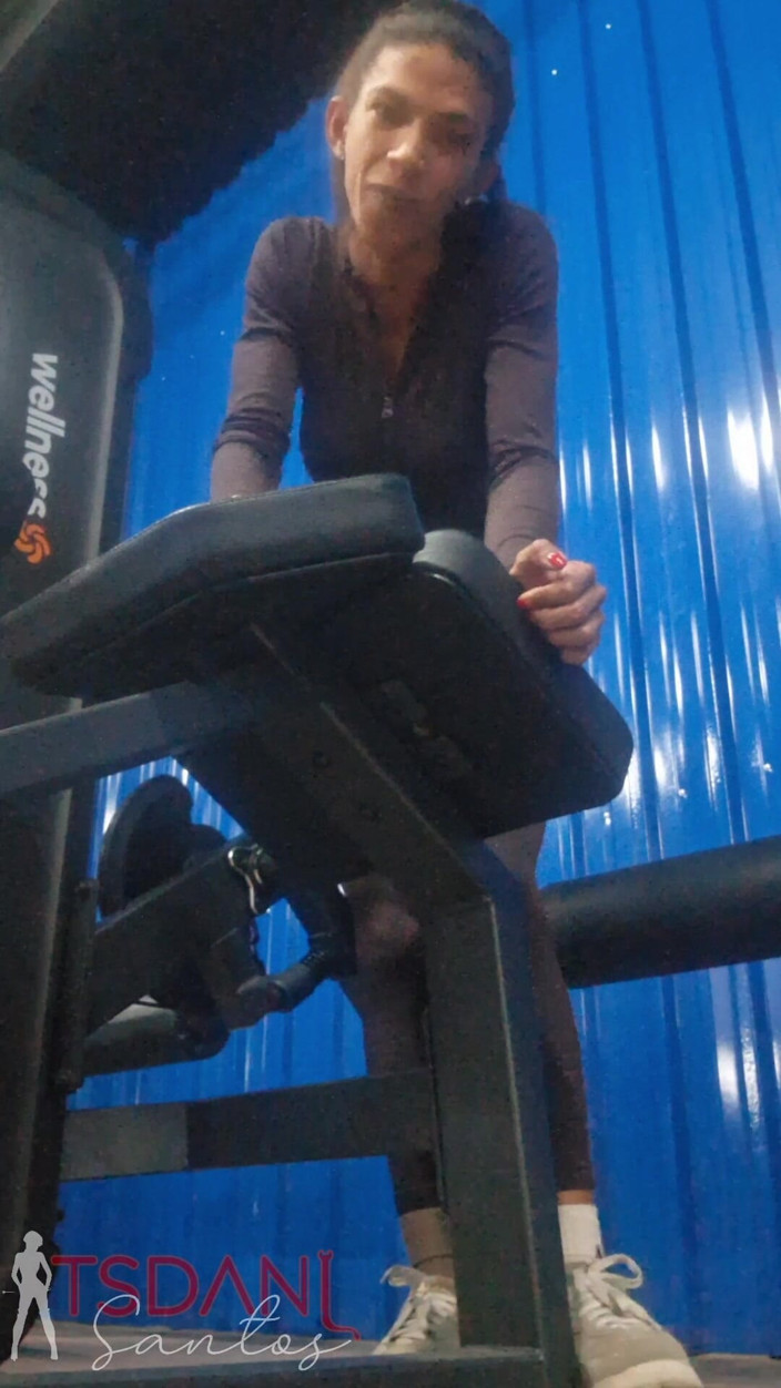 Tsdanisantos1: Video yang sangat bagus di gym saat saya berlatih.