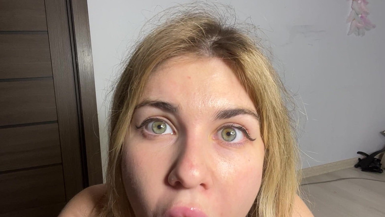 Misty Phoenix: Maak mijn ogen los en stop je lul in mijn...