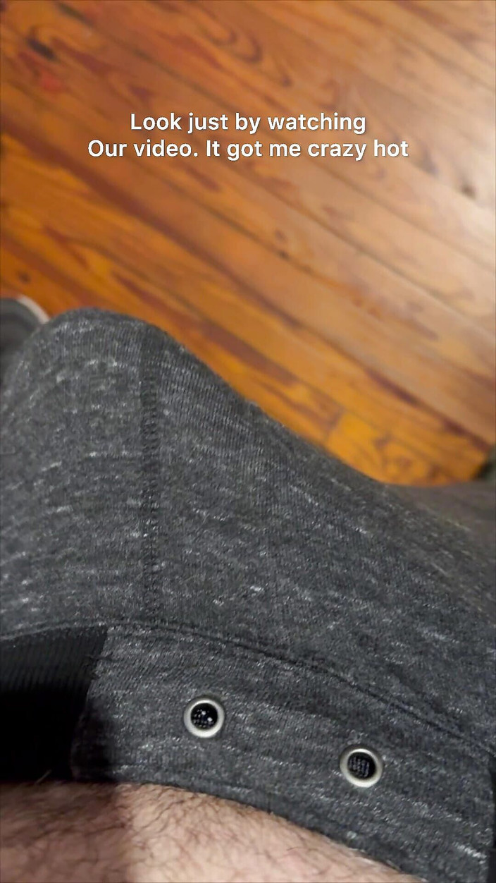 Stalionro: Suka bermain dengan potongan daging itu