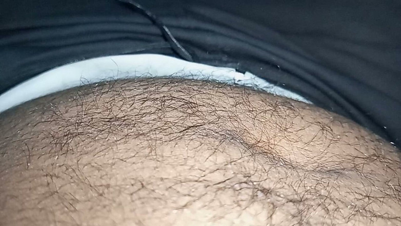 Fucking my wife: Моя индийская жена лижет сиськи и киску на улице