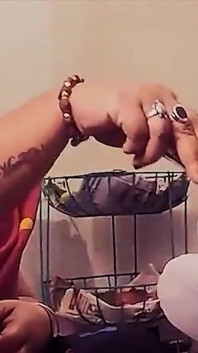 Desi Bhabi geneukt in de keuken hardcore