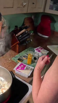 Cheryl Cooks Tofu Scramble