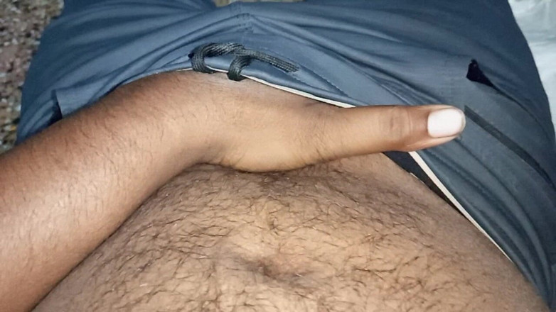 Sweet Indian cock: Indischer junge masturbiert