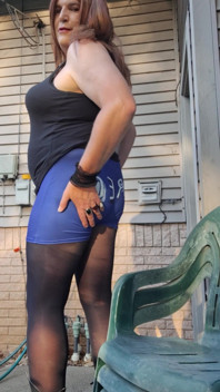 Its a Nice Night for an Outdoor Gangbang!