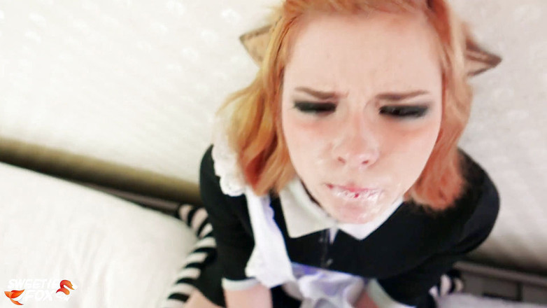 Sweetie Fox: Fratele vitreg futut tare în față- fată servitoare dulce după ce...