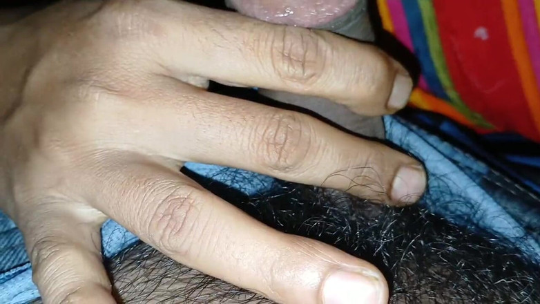 Anguribhabi: जब उसका पति घर पर नहीं