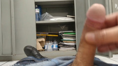 The silent one: Předběžný