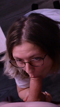 Mond van hete secretaresse