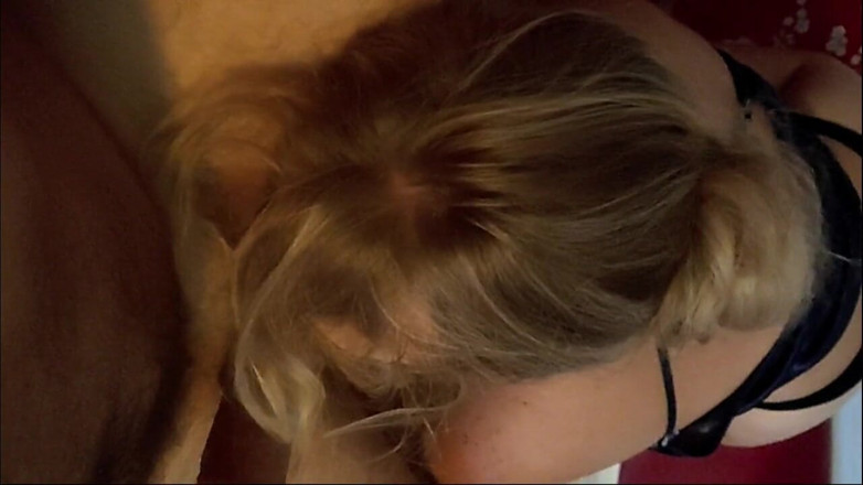 RomanticThuG: Ovako Sarajke Puse Kurac U 4 Zida...amateur Real Balkan Swallow