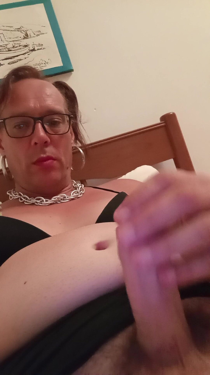 Vickysucker: Sexy Solo