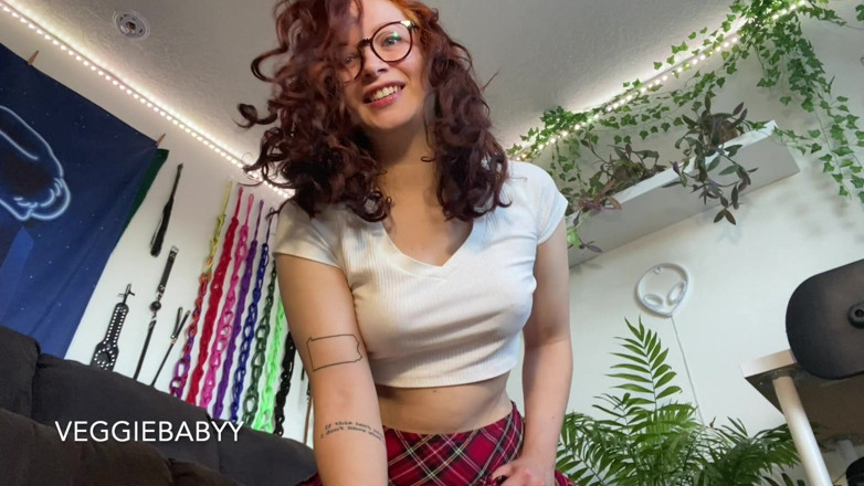 Veggiebabyy: Vysokoškolačka POV masáž prostaty JOI