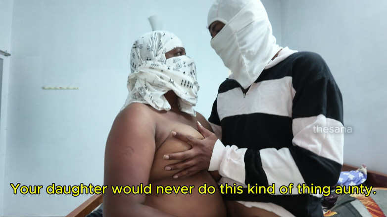 Tamil malkova: Convincing Daughter's Boyfriend