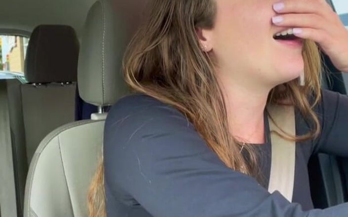 Nadia Foxx: Orgasmická jízda v autě Lush Time ft. McDonalds Drive Thru (pt. 4)!!