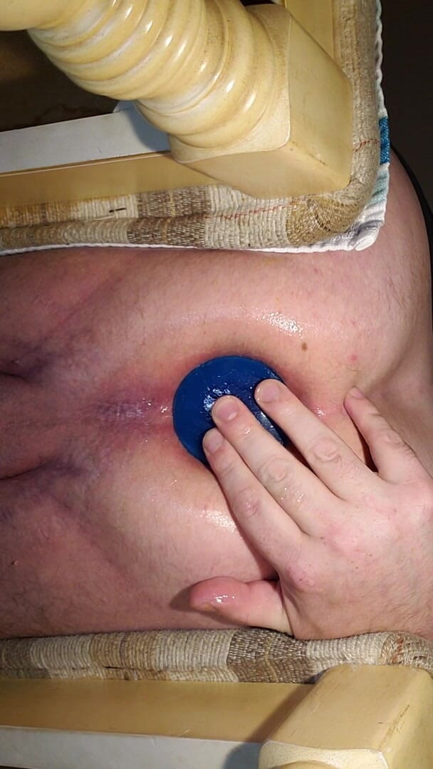 Charlieboy69: Anální dildo