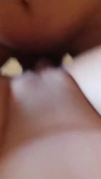 I Make This Amateur Teen Squirts, so She Lets Me Fill Her Pussy with Cum