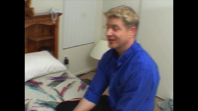 Erotic Planet X: Blondýnka chce péro ve všech dírách