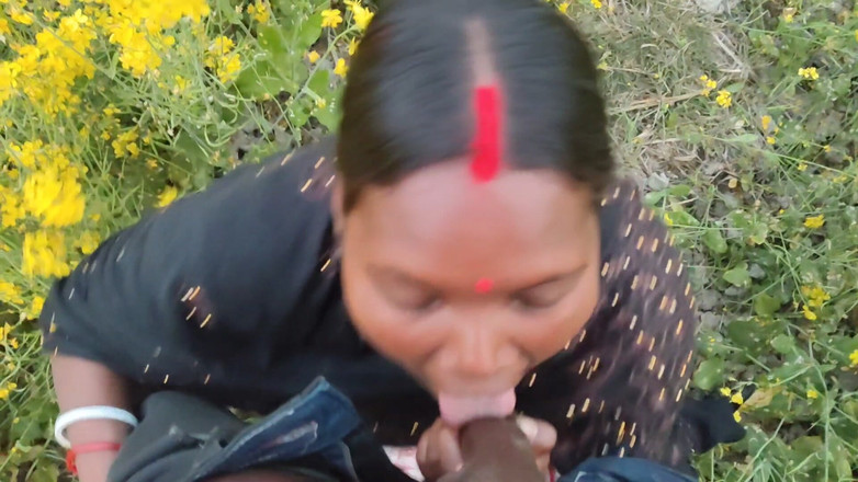 Sexydebart: Вывел невестку соседа на горчичное поле