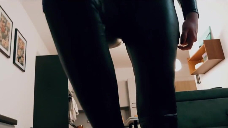 Mistress Redix: День В Моей Жизни: Безостановочная Тренировка Раба - Пытка Яиц И Многое Другое