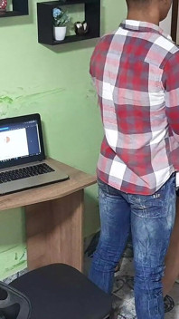 Una Buena Follda En La Oficina