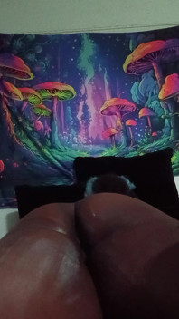 Rubbin That Ass Down