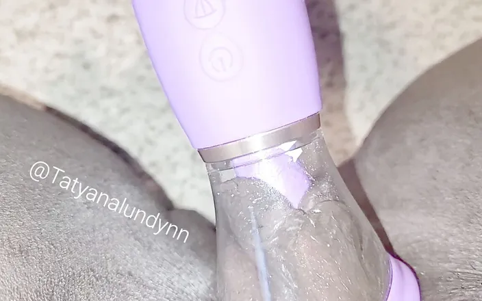 Tatyana Lundynn: Suck the lips off this pussy