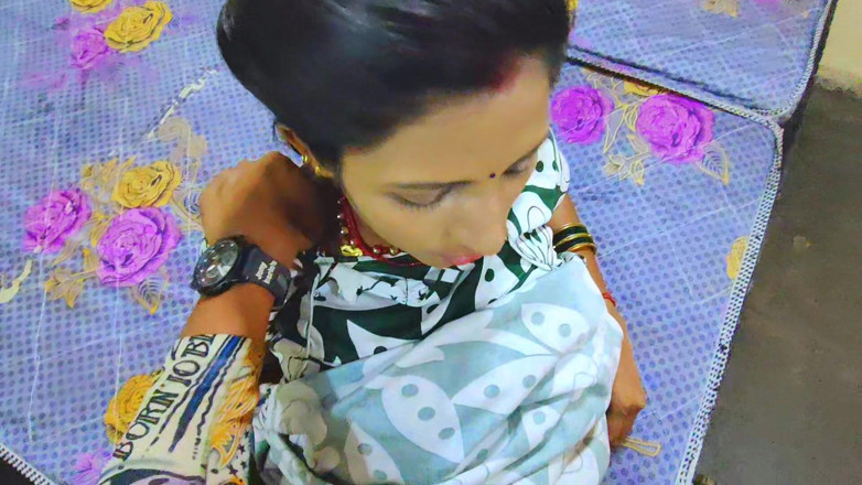BadAim6: Indian Stepmom Shared Single Bed and Made Stepson Happy Full...