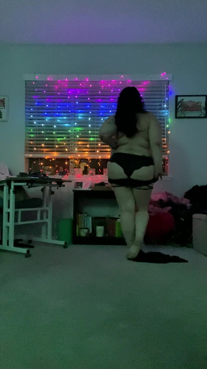 bf: Sneak Peek Dance