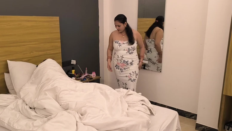 Desi chudai hub: Desi Girl Puja Baby Take Morning Shower