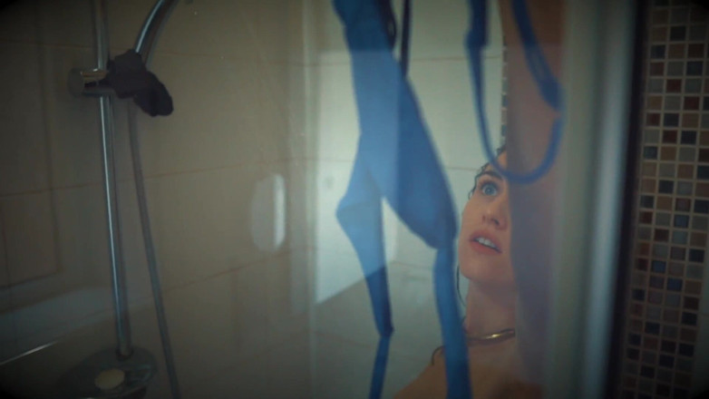 Piper Blush: Dusche mit Piper