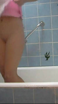 Teeny Rasiert Sich Und Macht Dann Telefonsex