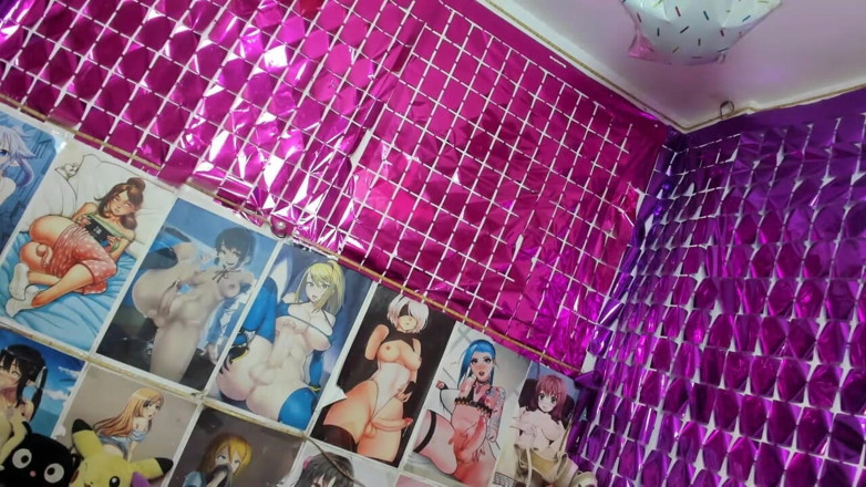 Ariana Unicorn: Extra Hard on That Panty