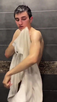 Fuck and Cum in Bathroom