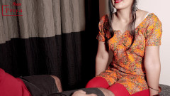 Your Priya: Ateşli genç üvey kız kardeş üvey kardeşinin aşık olduğunu ortaya çıkarıyor, sadece doğruluk...